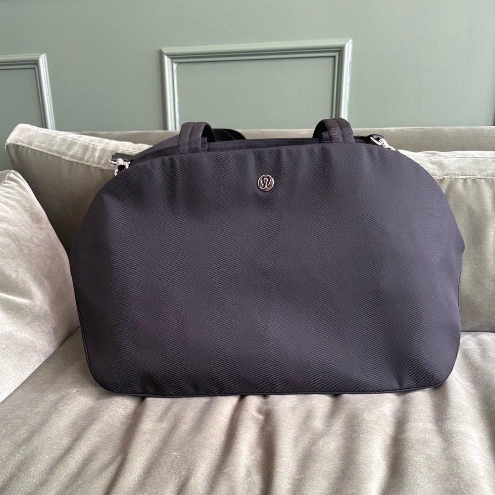 Lululemon City Essentials Bag 25L - Picture 5 of 7
